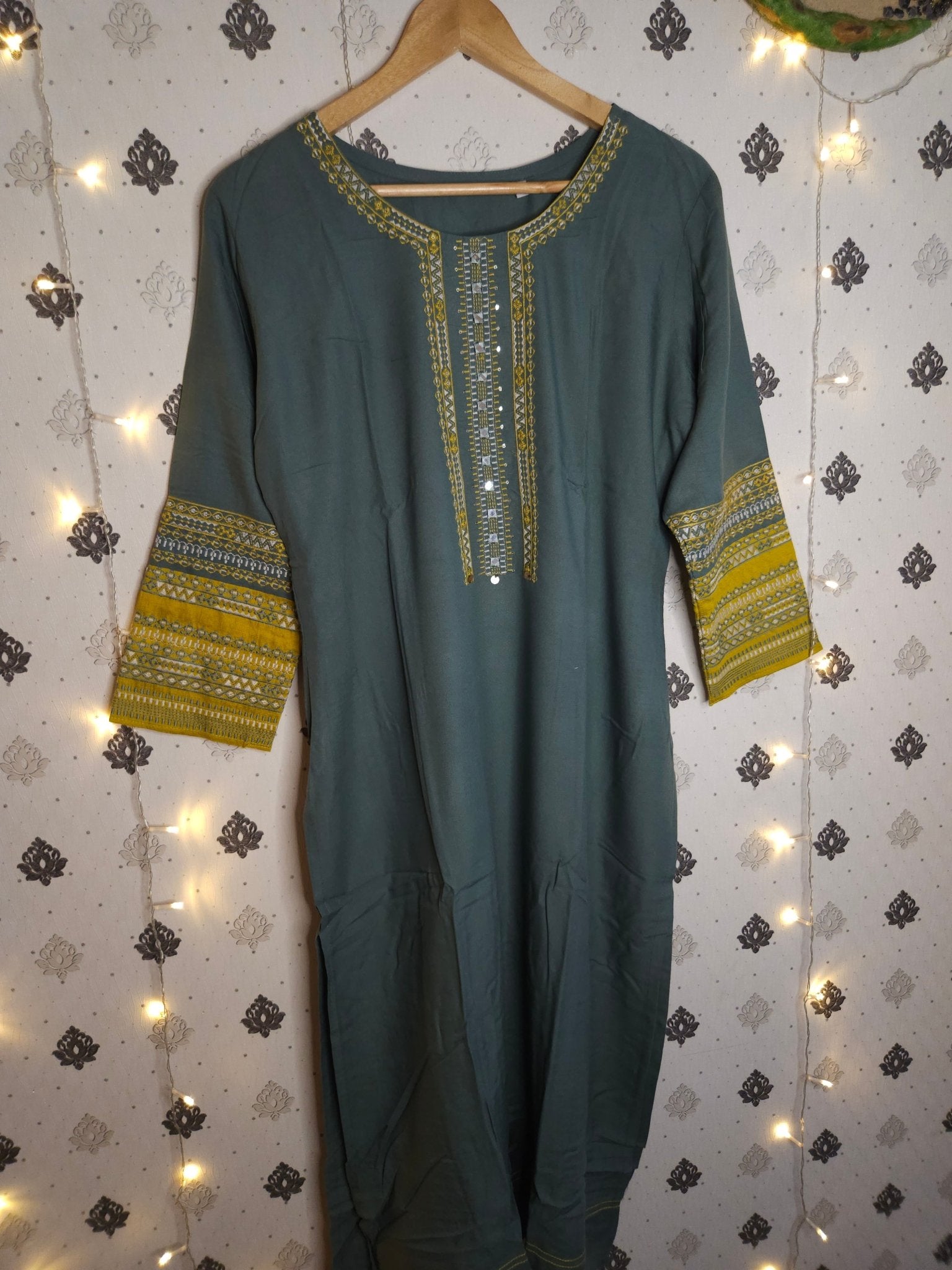 Daily wear embroidered women's kurta - ATB - All things Beautiful ✨️