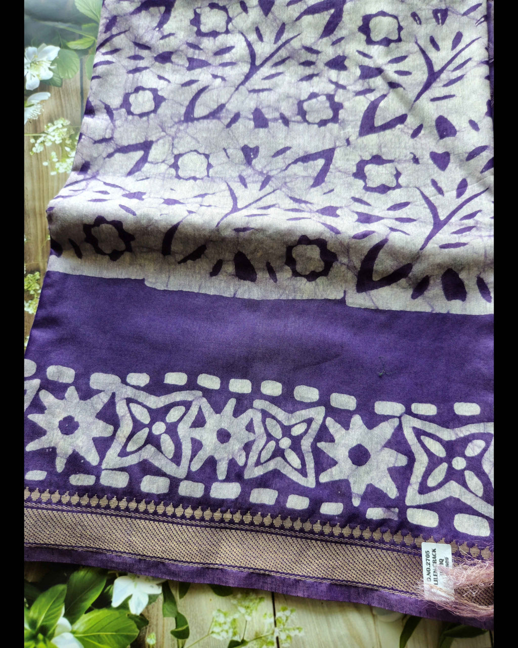 Handwoven Linen Saree - Luxurious ATB Collection