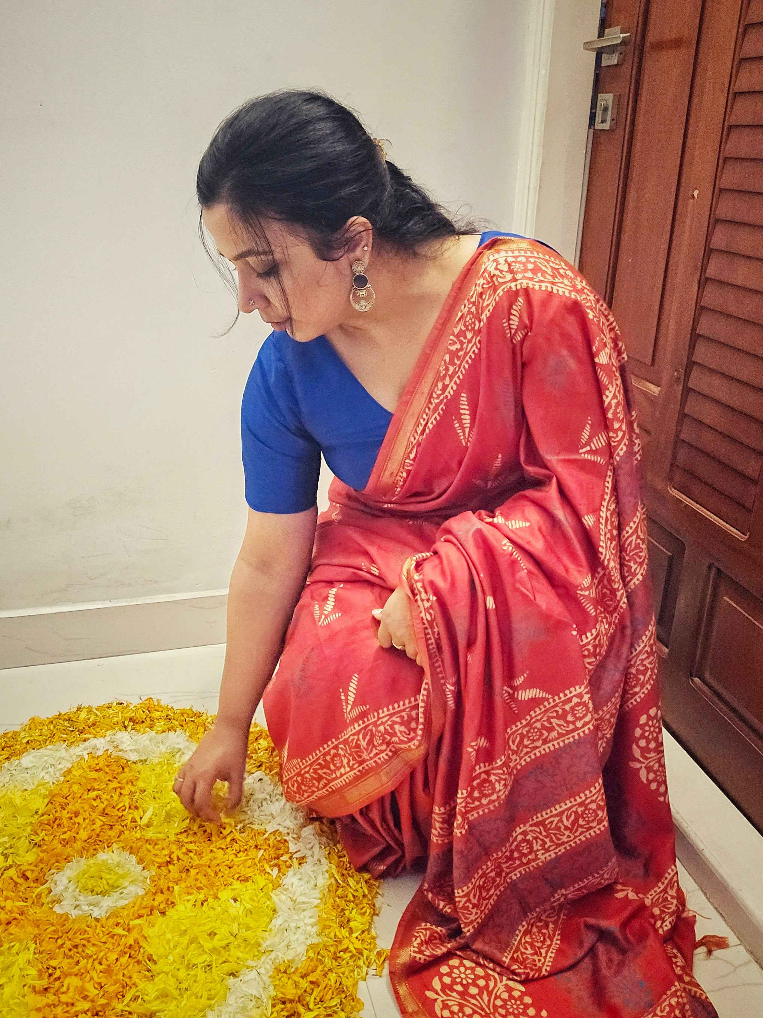 Maheshwari Silk Sarees – Elegant Ethnic Wear for Every Occasion - All things Beautiful ✨️