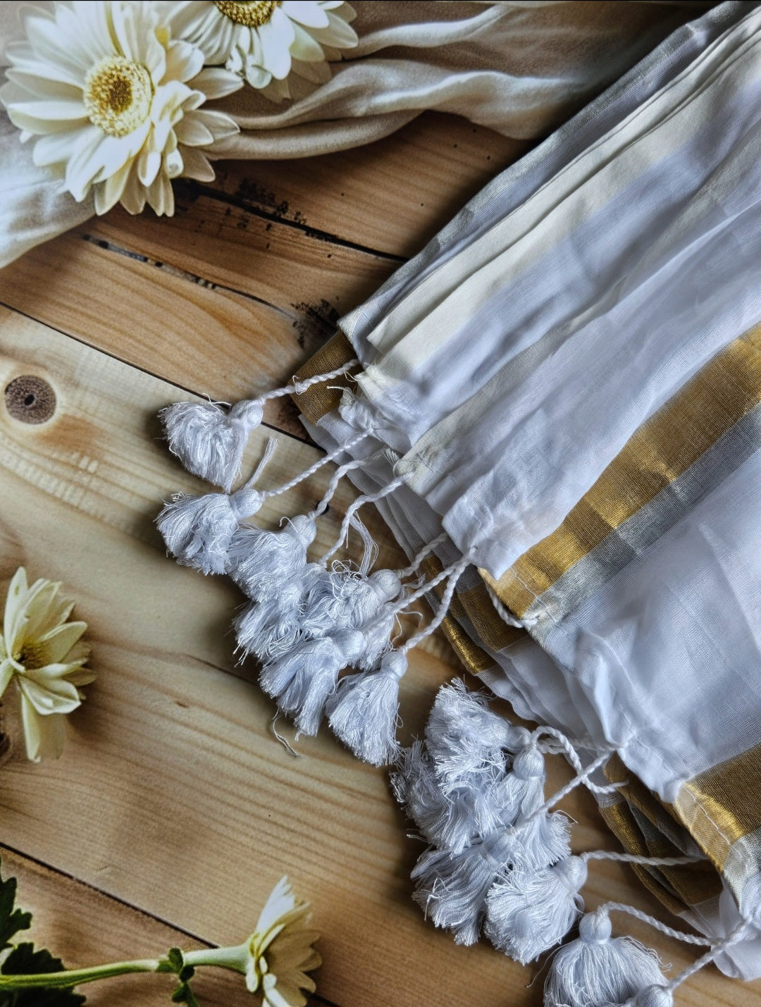 Mul cotton - Silver and Gold stripe Saree - ATB - All things Beautiful ✨️