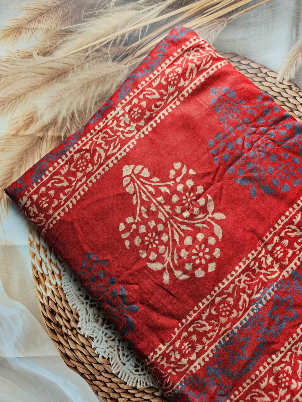 Maheshwari Silk Sarees – Elegant Ethnic Wear for Every Occasion