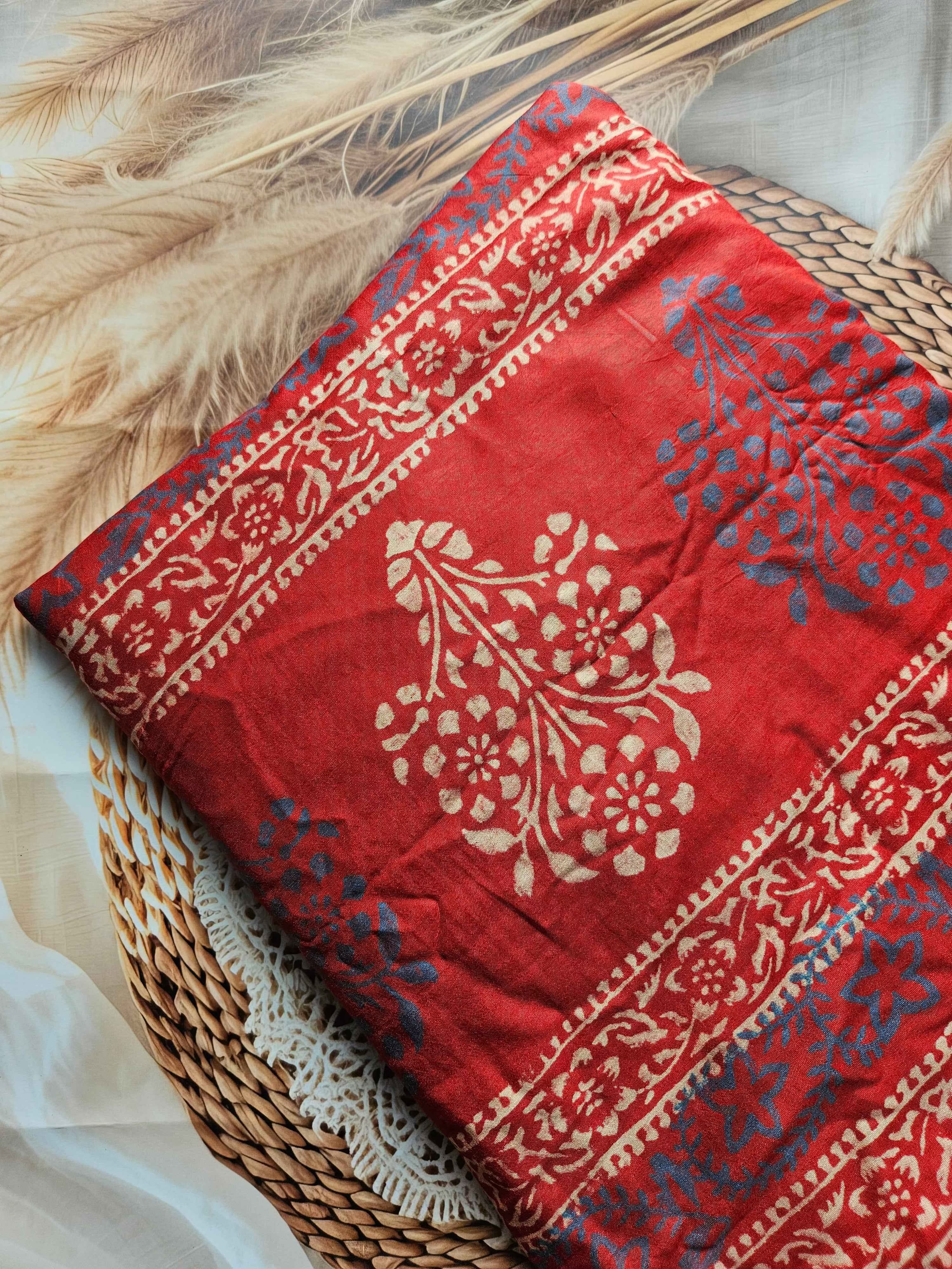 Maheshwari Silk Sarees – Elegant Ethnic Wear for Every Occasion - All things Beautiful ✨️